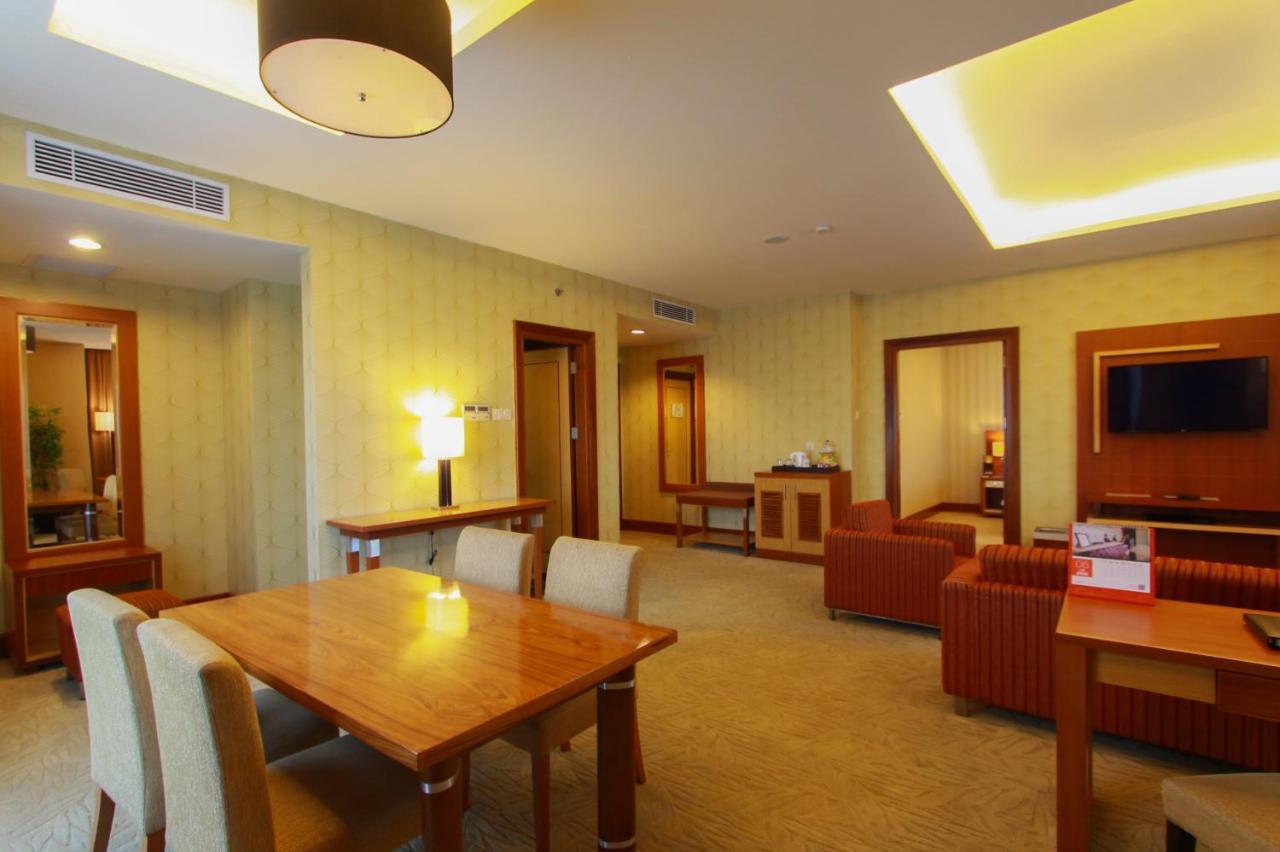 Swiss-Belhotel Maleosan Manado Ngoại thất bức ảnh