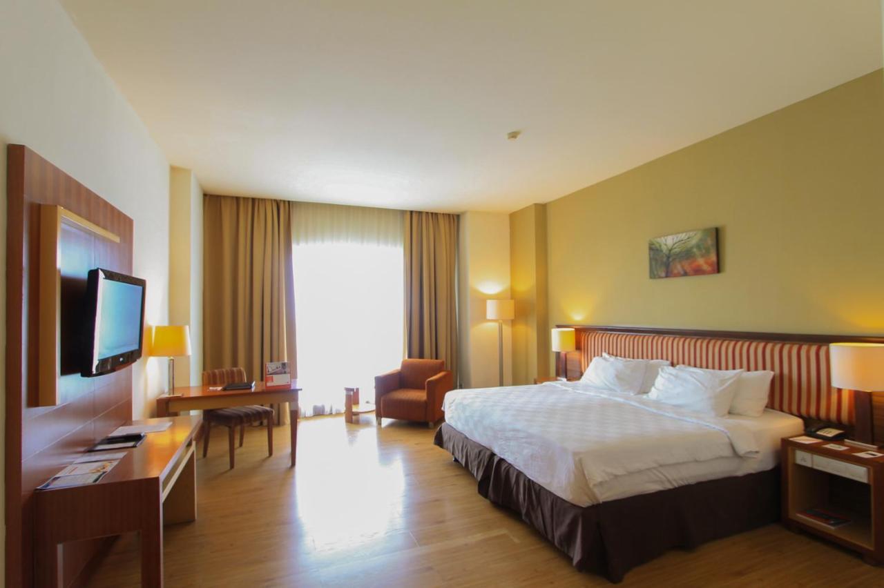 Swiss-Belhotel Maleosan Manado Ngoại thất bức ảnh