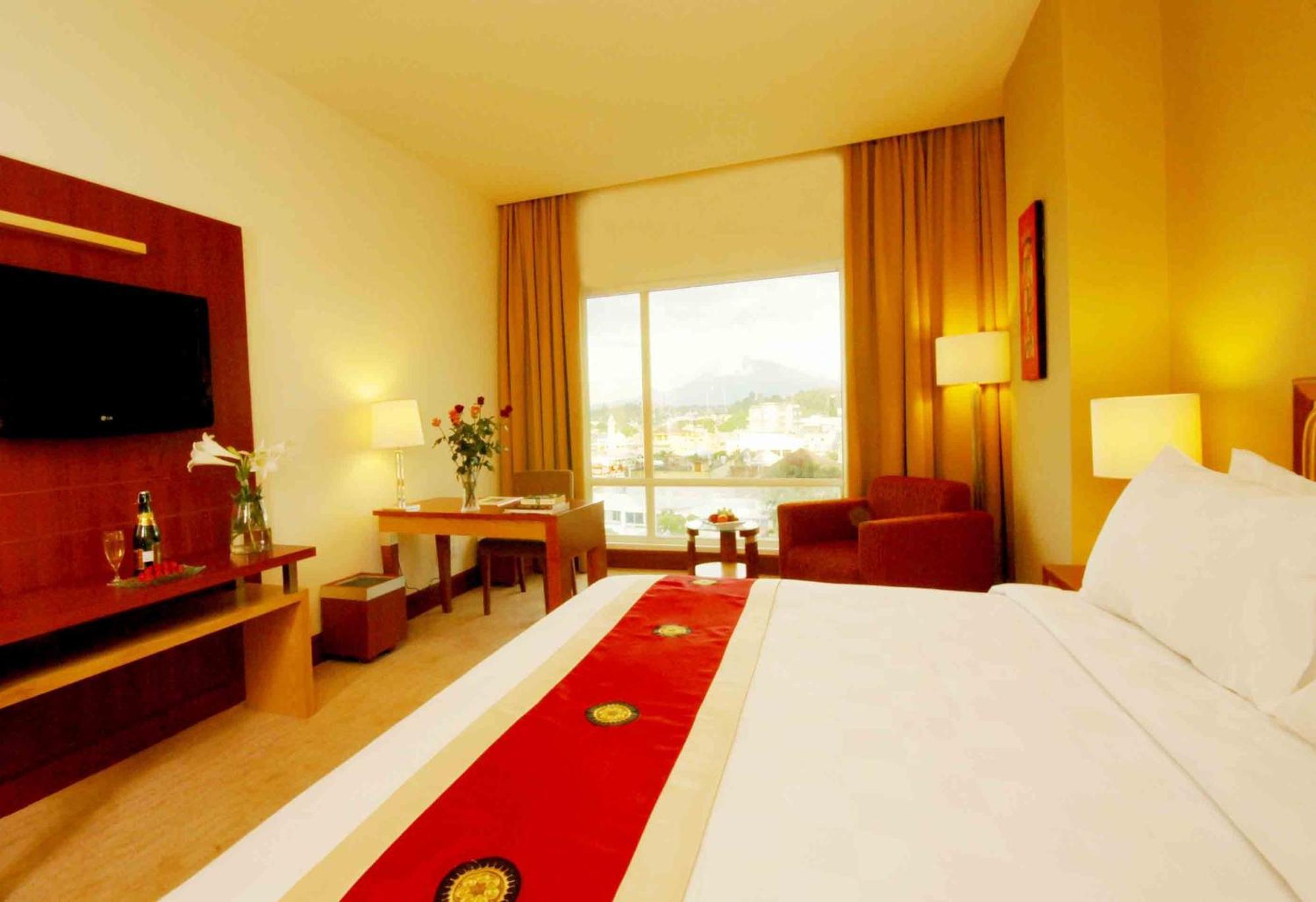 Swiss-Belhotel Maleosan Manado Phòng bức ảnh